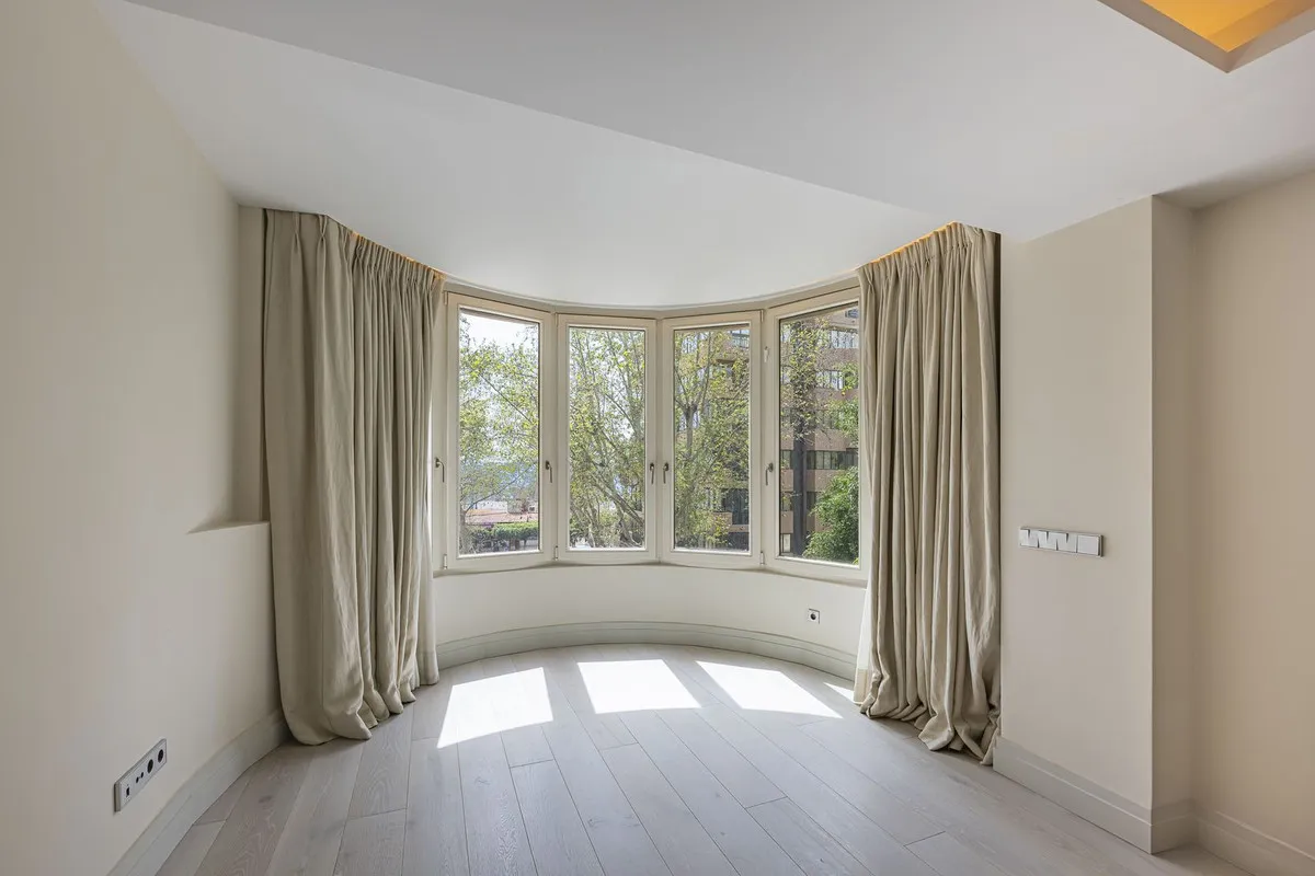 e3b1ac10-9679-4c3d-b0e7-e1a4cec7c73d