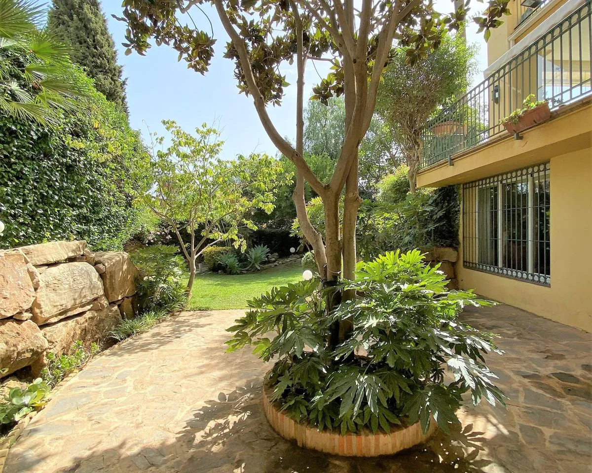 1ac47744-1bbc-4d1e-a578-7d24305b88ff