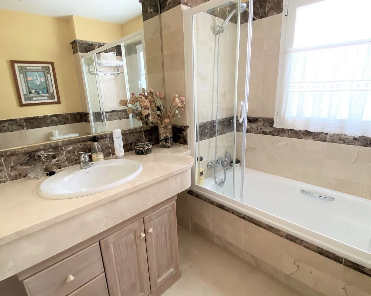 8608a626-a609-425a-8526-bed6f1a31ca9