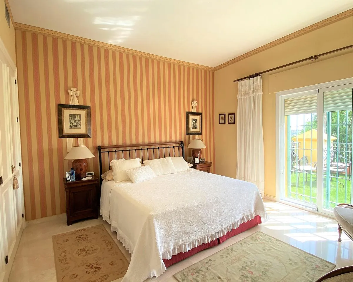 ce83a695-0a36-4f32-a993-3de4957932bf