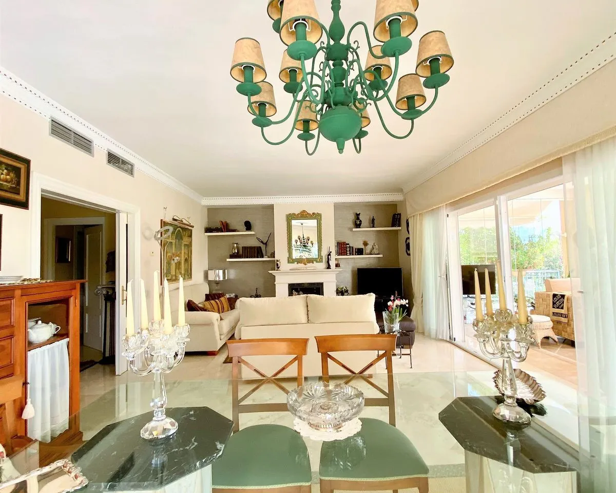 ce8d8228-92cc-4ca8-b912-761b72bd4f77