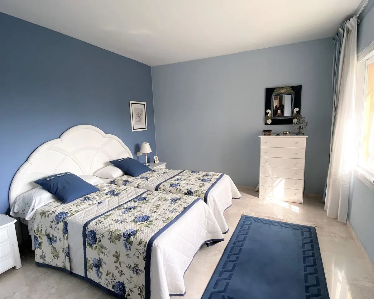 db24ba2d-c046-4262-94b5-9ee48b3783de