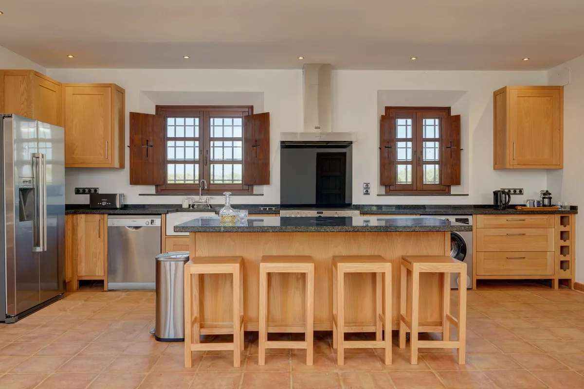 9c28061e-a0d5-4538-b822-b6d92cfedd8d