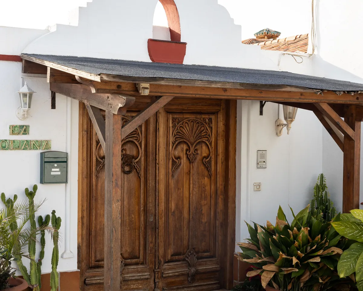 ec05fa3e-538b-47d3-b5cd-b508124e730c