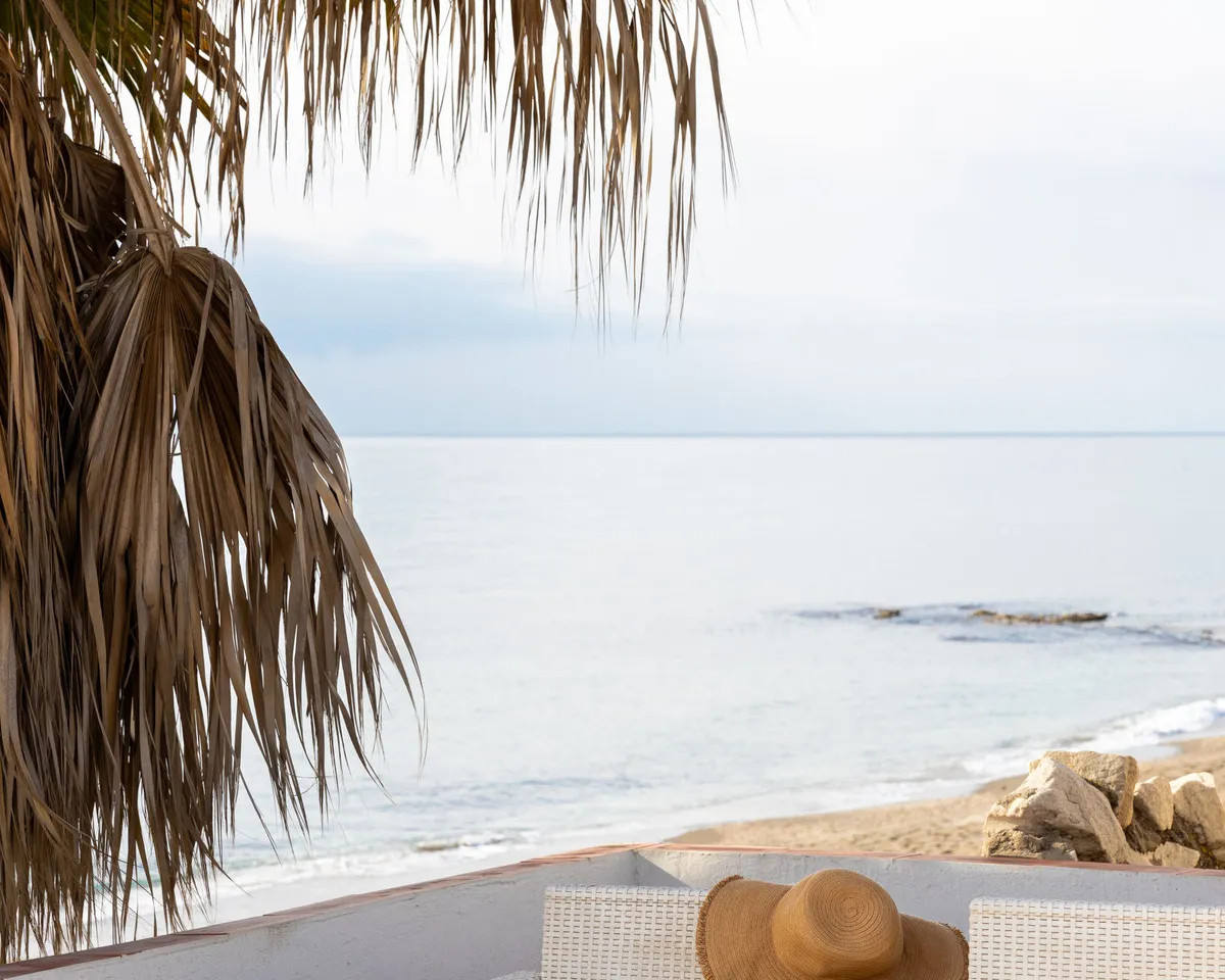 f1db0725-cbc8-4142-b2c4-0a0b54bbc676