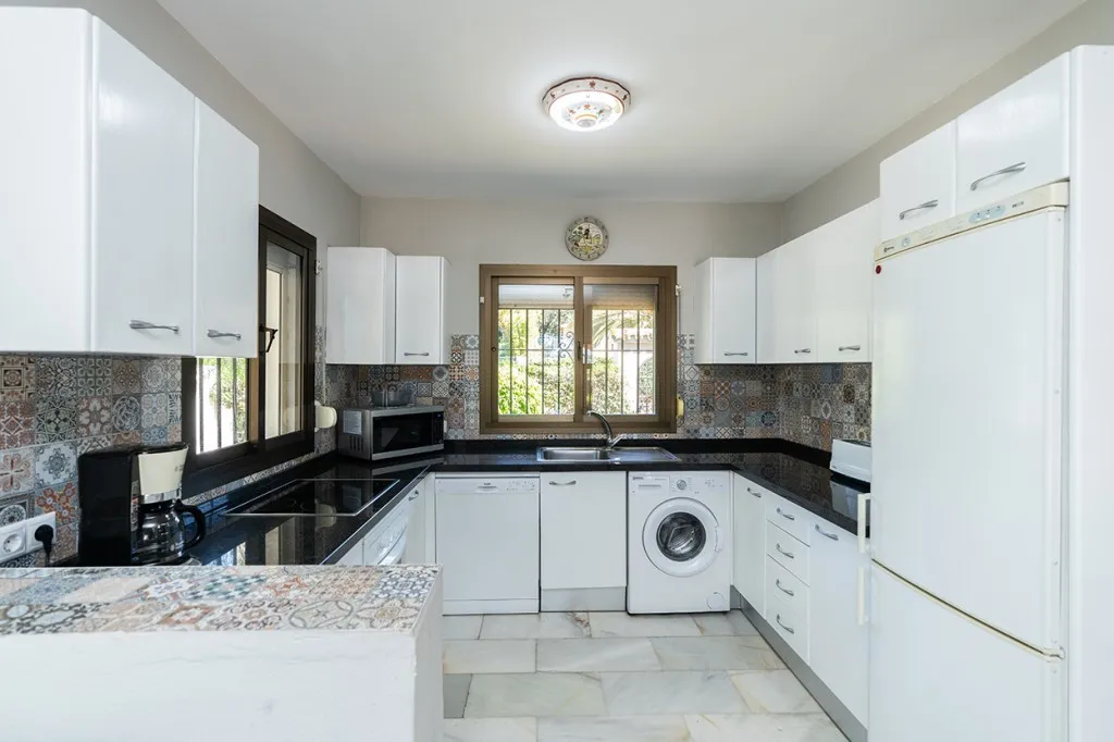 43092240-9a44-4cf5-a81a-21981f3a7312