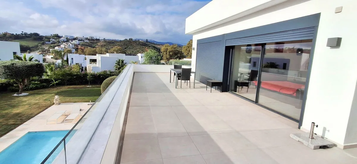 e0d7015c-9b16-458f-b184-f98d35cf0163