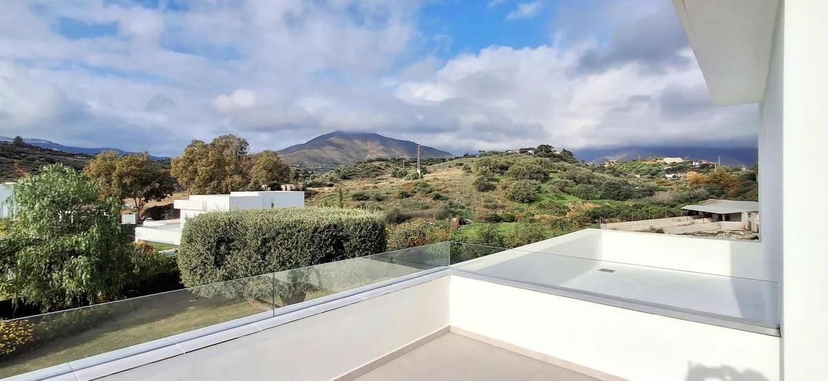 f331cd44-6cd2-4508-bcfa-191b09d9d71a