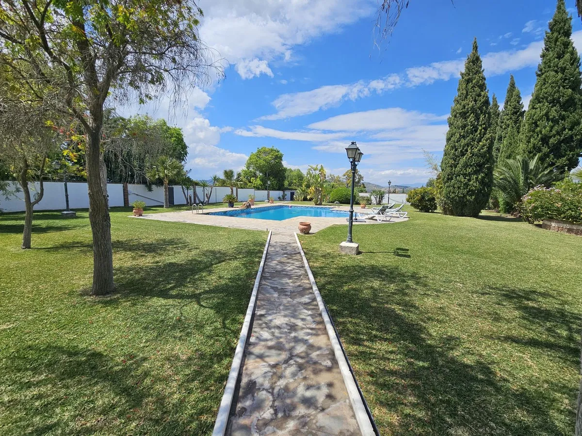 493b9aa3-7519-4929-83ac-becc9296c79d