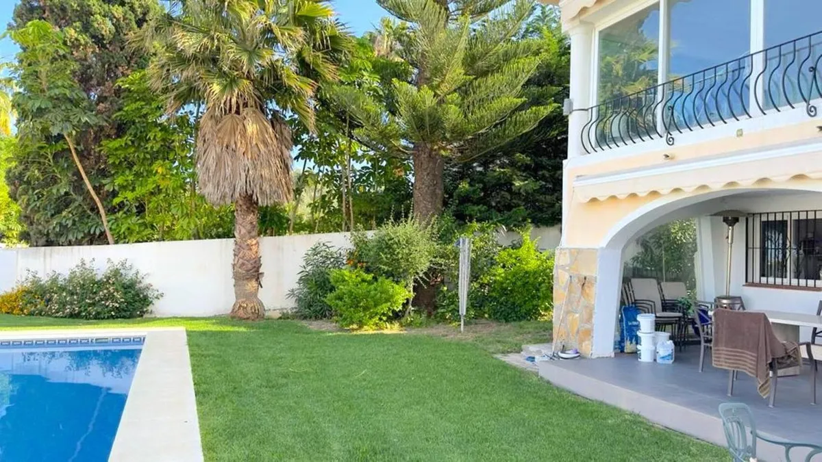 25654a2f-7e38-4f85-9594-fbb6ad937e80