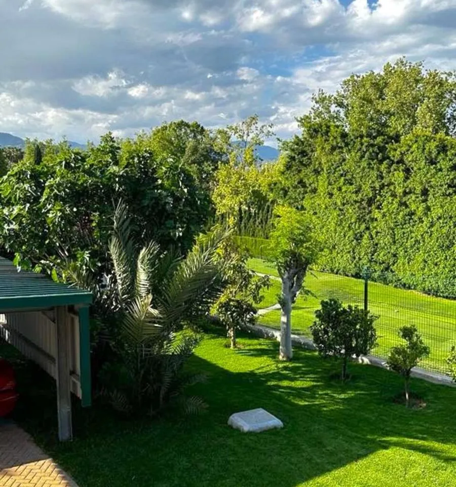 f79e66a5-800c-49a0-a3c5-950486819404