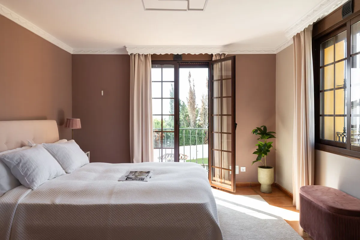 8edc282f-63a6-42b0-bfa3-9bda46f26c14