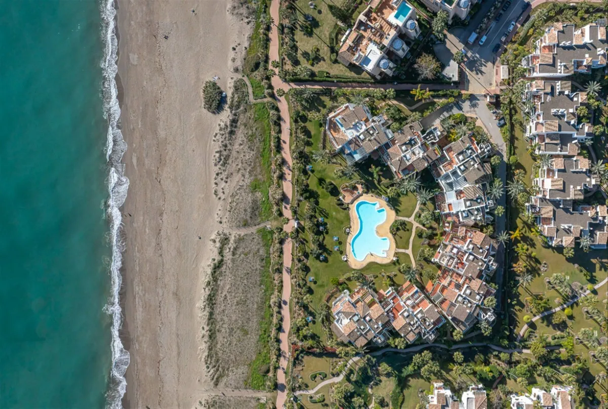 96498a94-52d3-4629-bc74-31f201a498c0