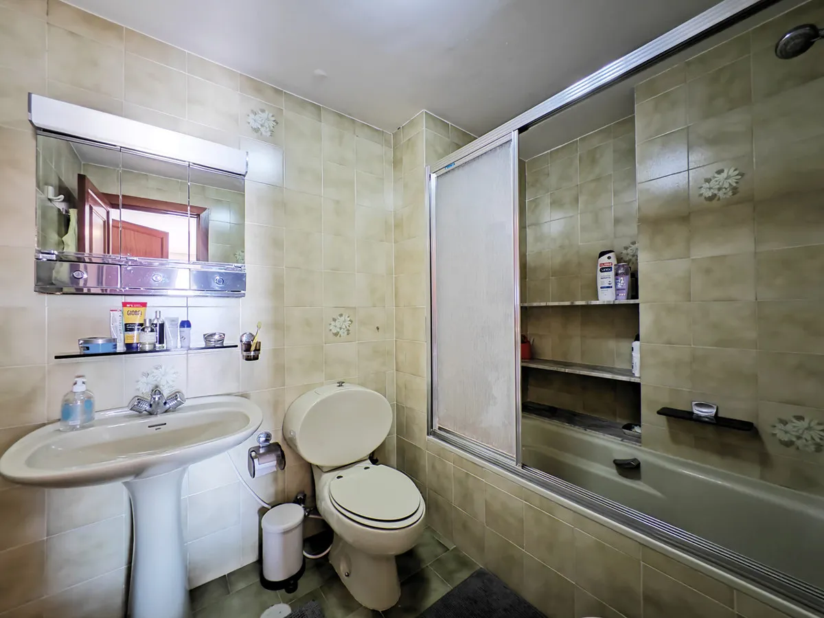 b4651c6b-3cd9-492a-af12-53fb85da1fd5