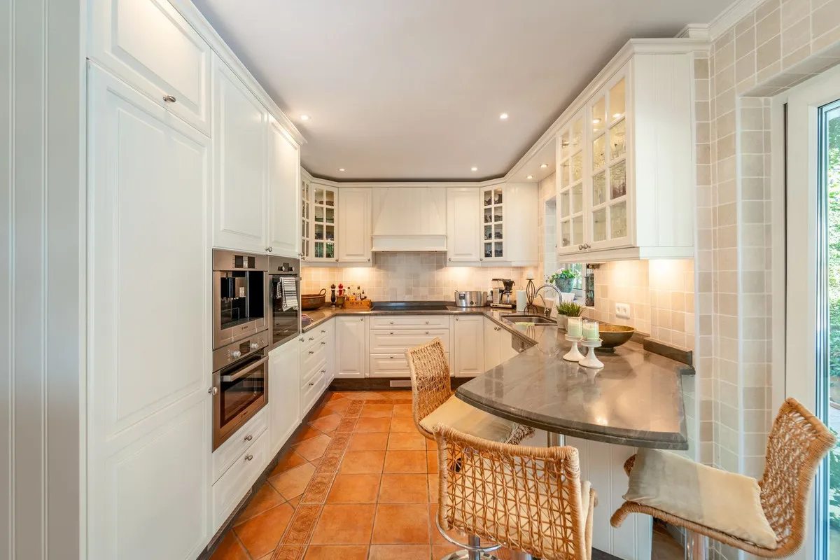 0b261311-c1a1-476d-bf9b-568c27920dcf