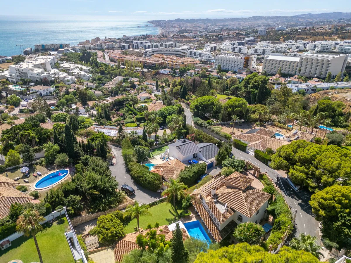 5df054a1-d7fd-42d3-9f23-ba3696d0dc51