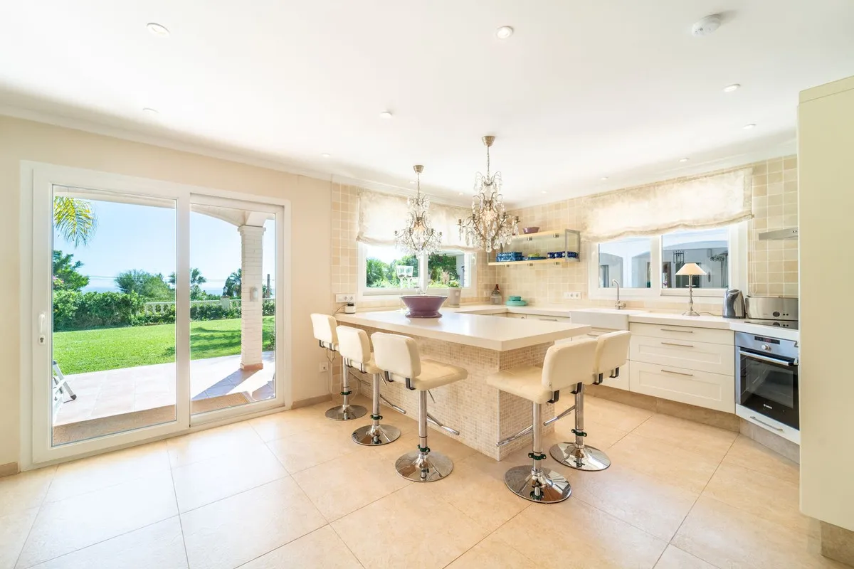 81097a92-dbfa-4986-9777-bdf0b530944c