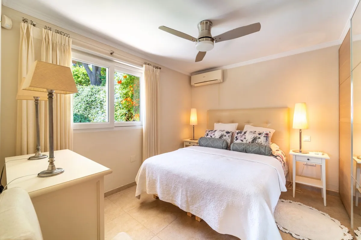 ac9ffe26-2581-44fd-a42d-6e2ea38a36fa