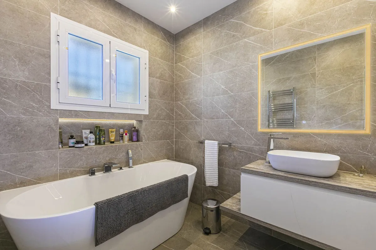 0d174124-8025-4c0c-a5e5-940b6ae915fc