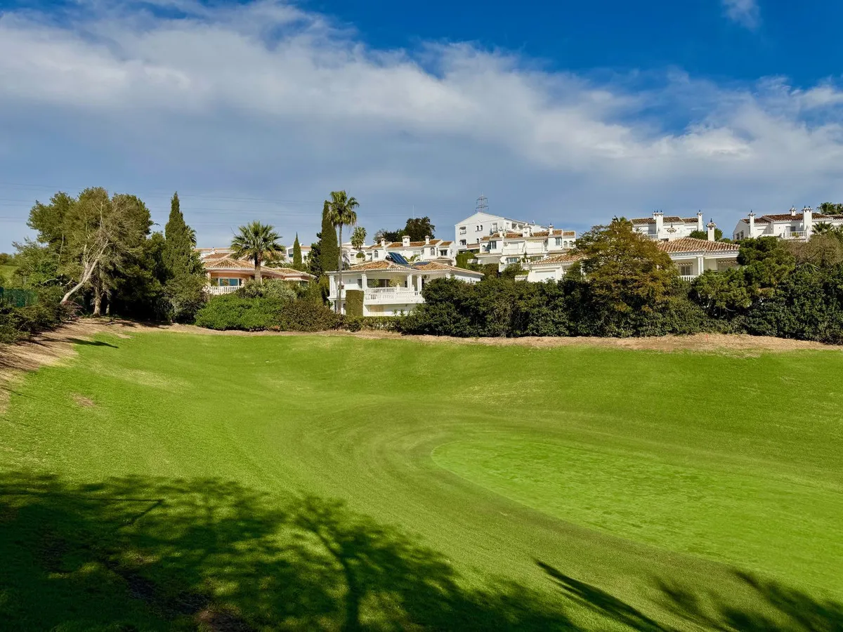 70fe860b-88a7-4d1f-99ba-9c9984eb5e90