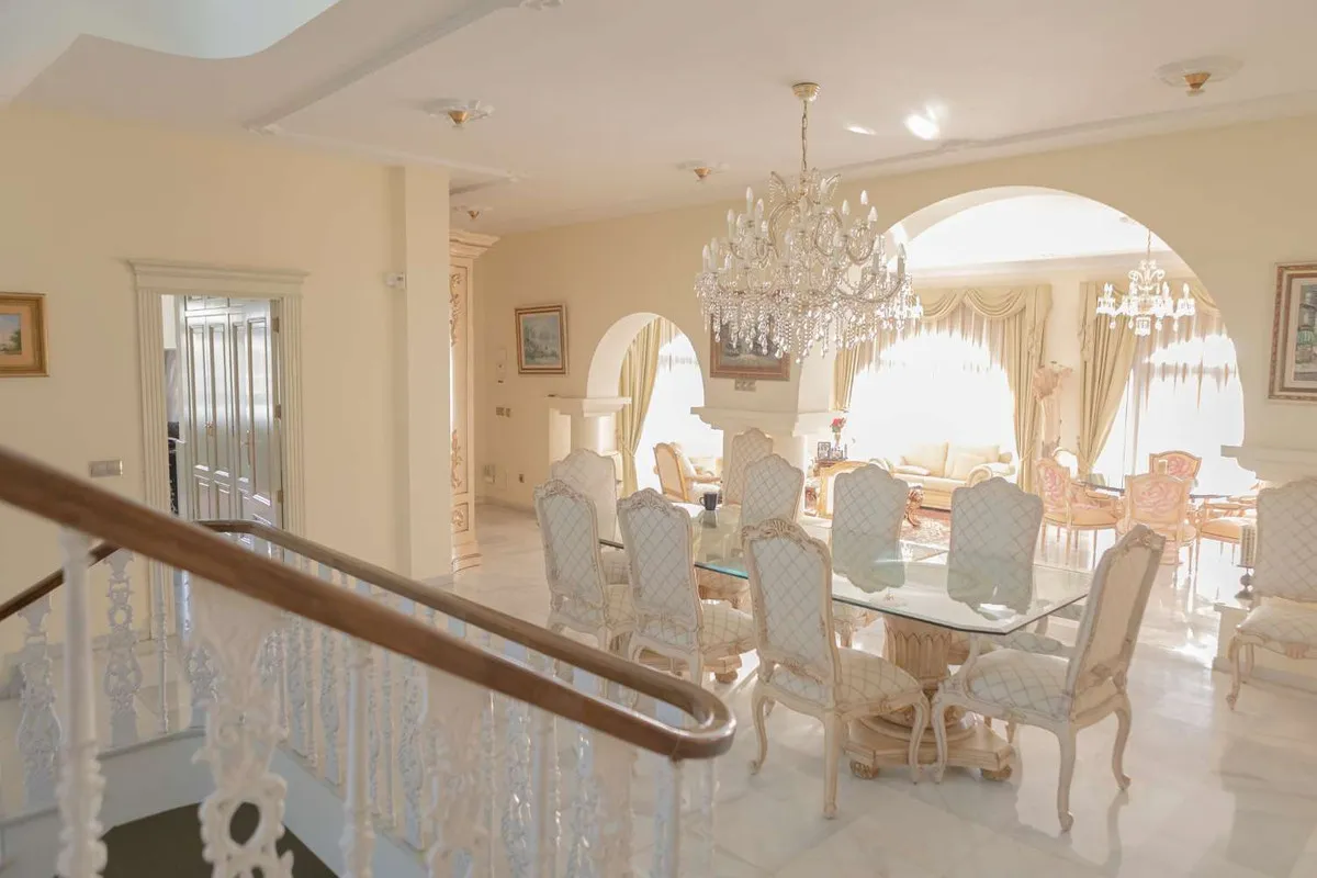 131ebe17-b855-4b9e-9198-2d733ba8ff45