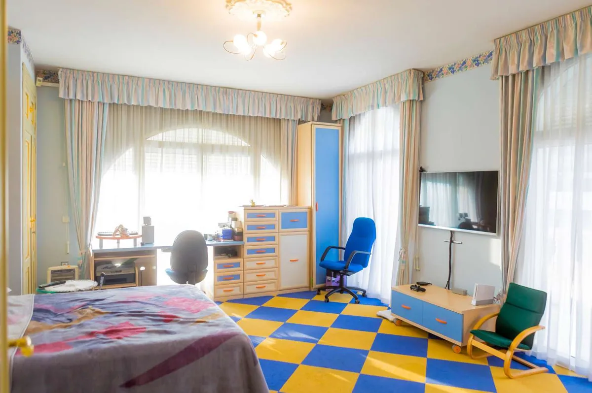 17c95c48-d296-4aca-bab5-d4d2f45153f2