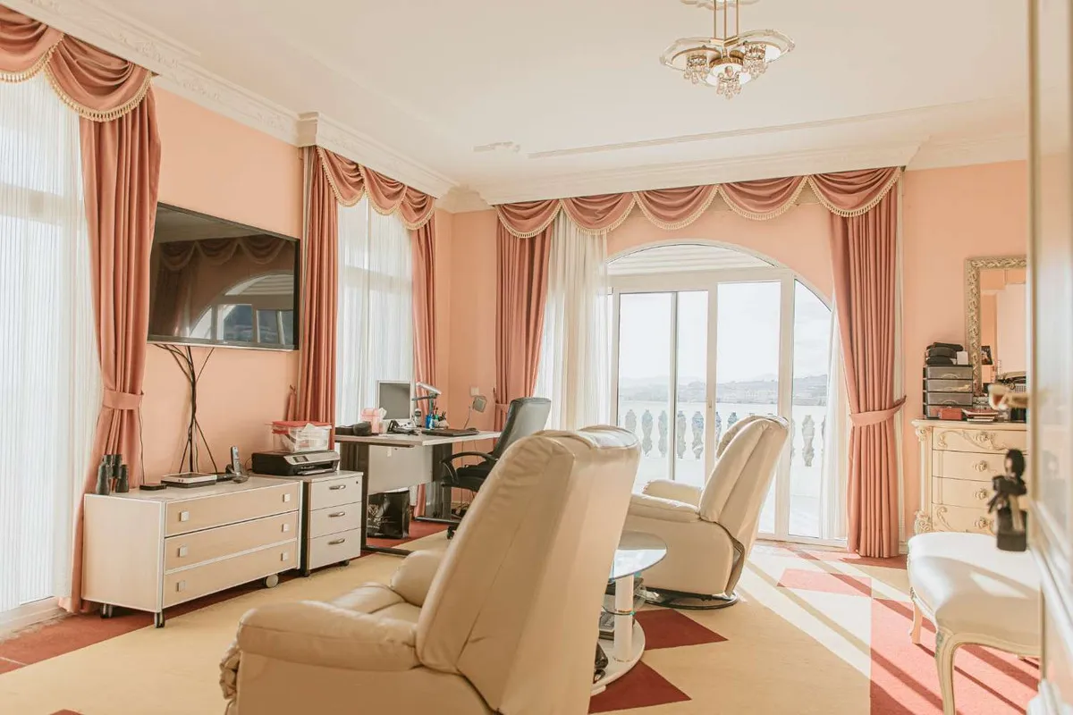 58fd6242-f3a4-4641-8647-9d1965b134f0