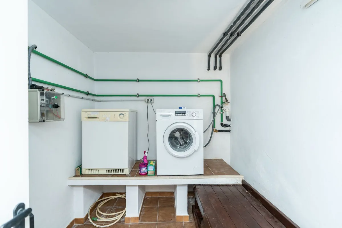 7fd74dba-9e67-4320-8c74-cb90badd32eb