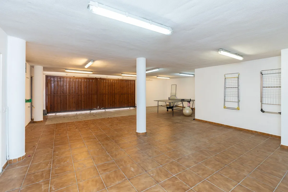 ce652063-afb2-4ff7-8964-c8869ab0c9ed