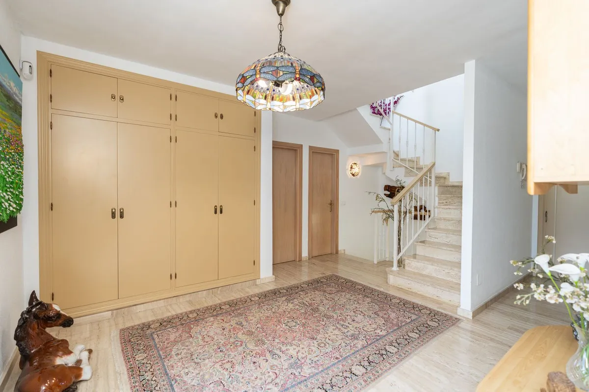 d8e7d4c7-3d00-4ec6-a4b1-69f2443e7d93