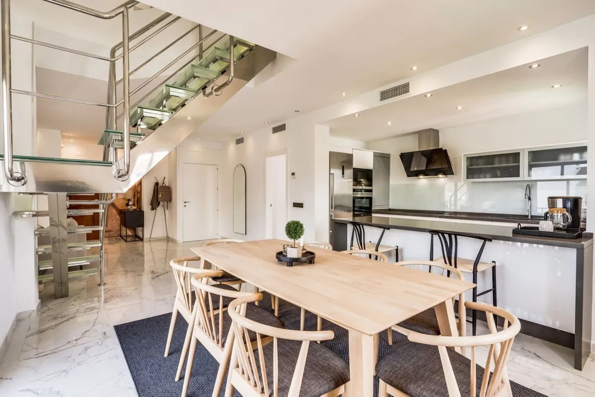 043491de-9ef2-4c3b-b820-5f8838f0d34c