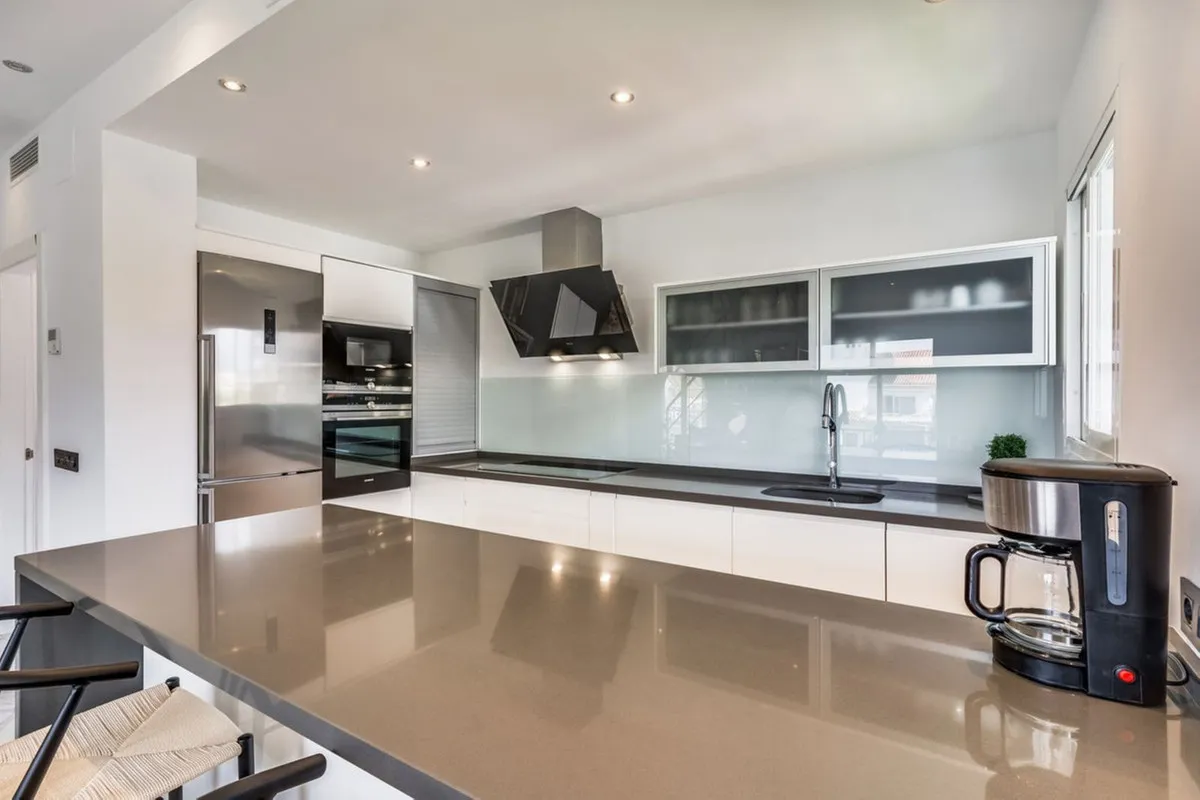 53a1863c-4b4f-4faa-8f36-87c643fd53af