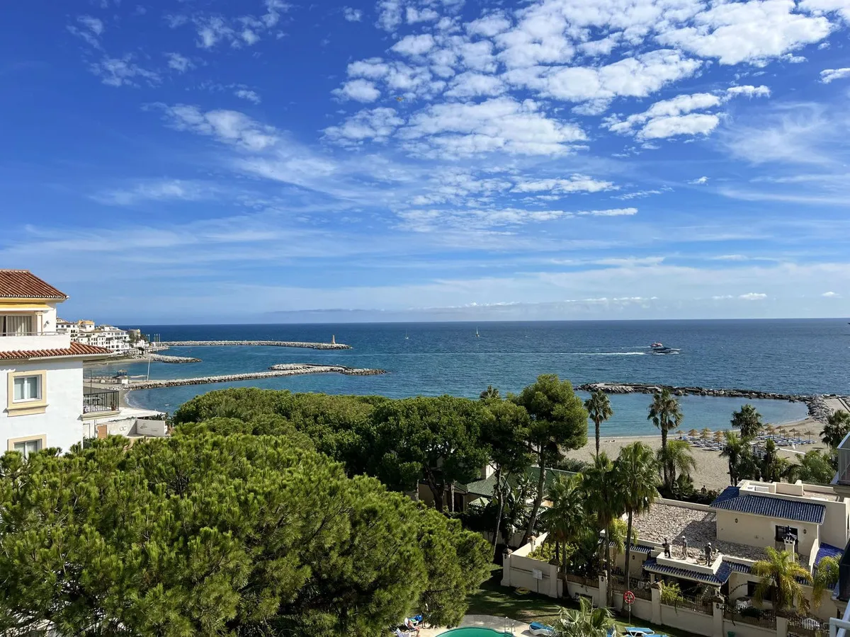 fea8581f-b341-4a64-accf-dd9253c3d68d