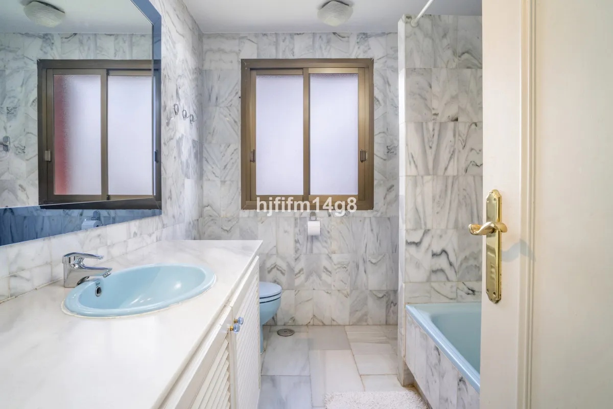 1eda1f82-fce9-4275-985f-4428cafcb4fc