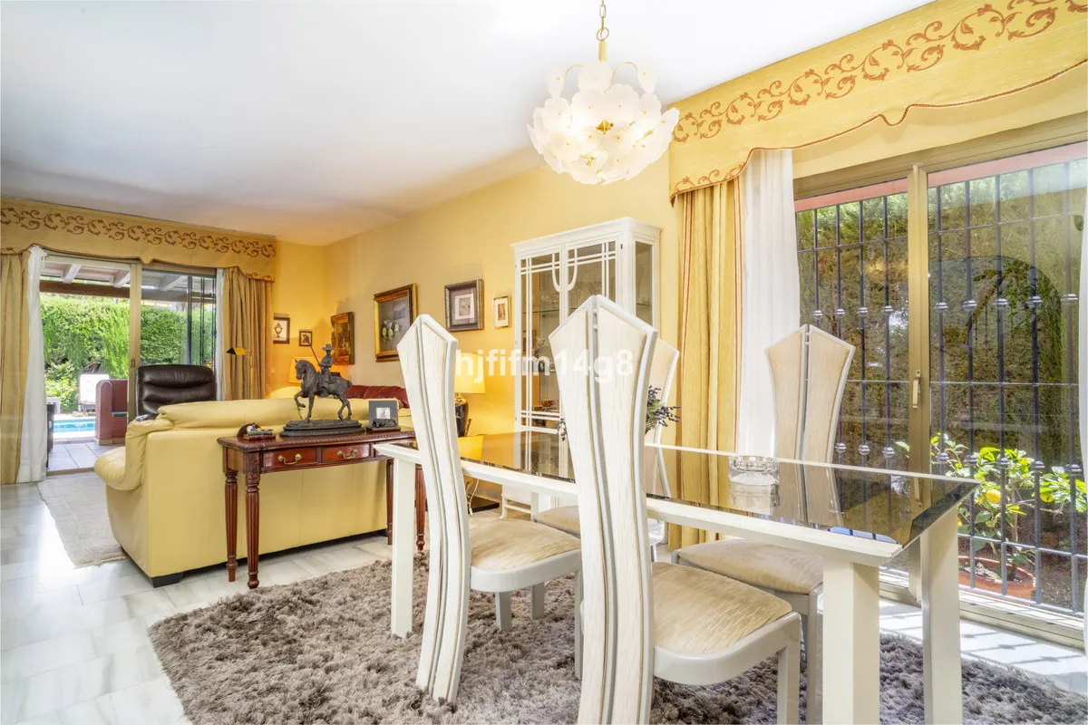 353dd682-6a03-46eb-8855-f80392a69da5