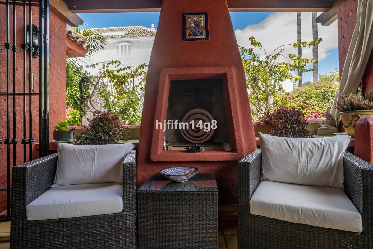 9eec9d36-5690-4024-8718-6c1fc77bfd4e