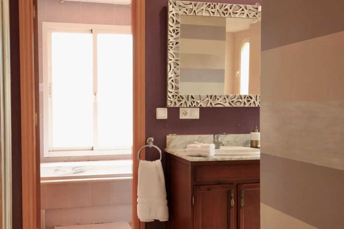 247a8ef5-bd71-4f94-9e92-7626a9838bdf