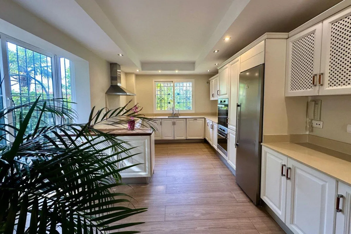 86576155-3c1b-49b9-ac1d-3c5c522a9b5e