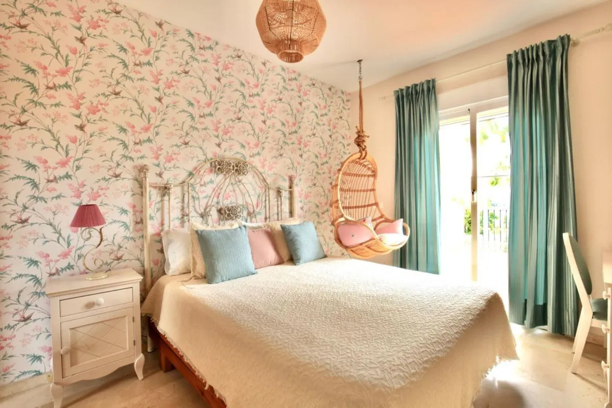 8866b33c-d859-412f-8480-07391acba9a1