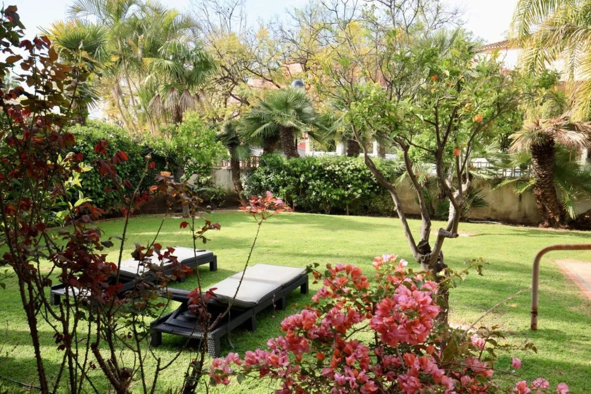 bb33b6b9-2178-44da-aaae-9f53e04c135f