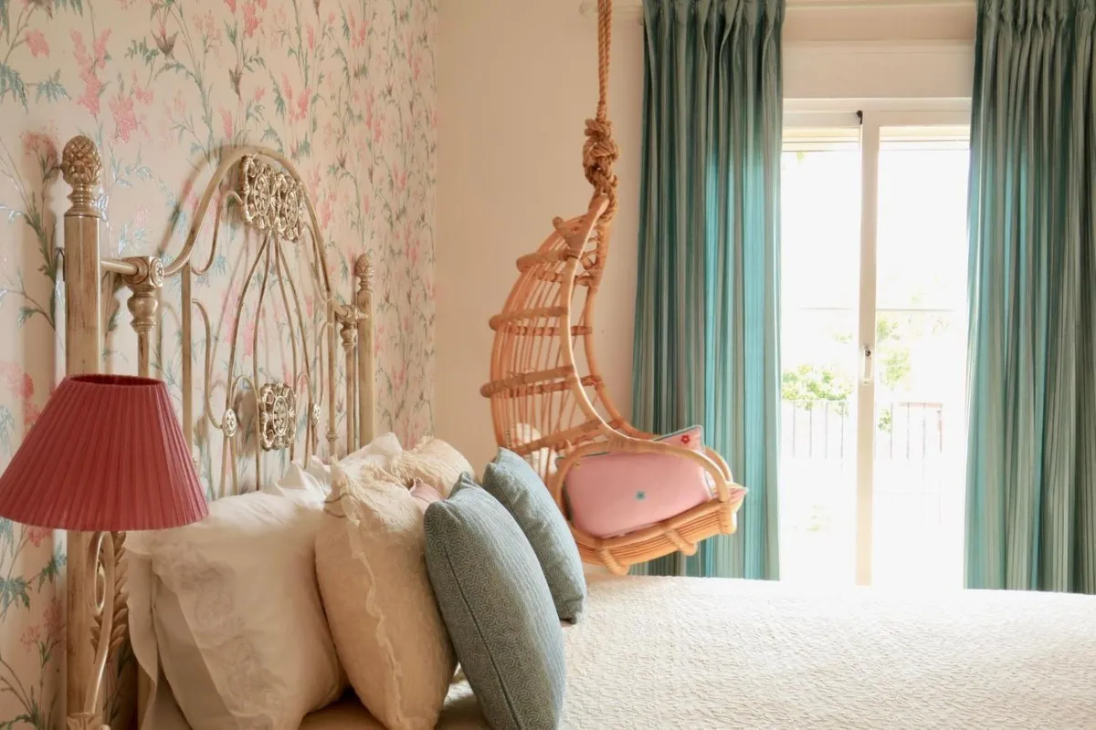 dfce32e1-2ec7-4f9d-ae86-3646a3aa6a5f