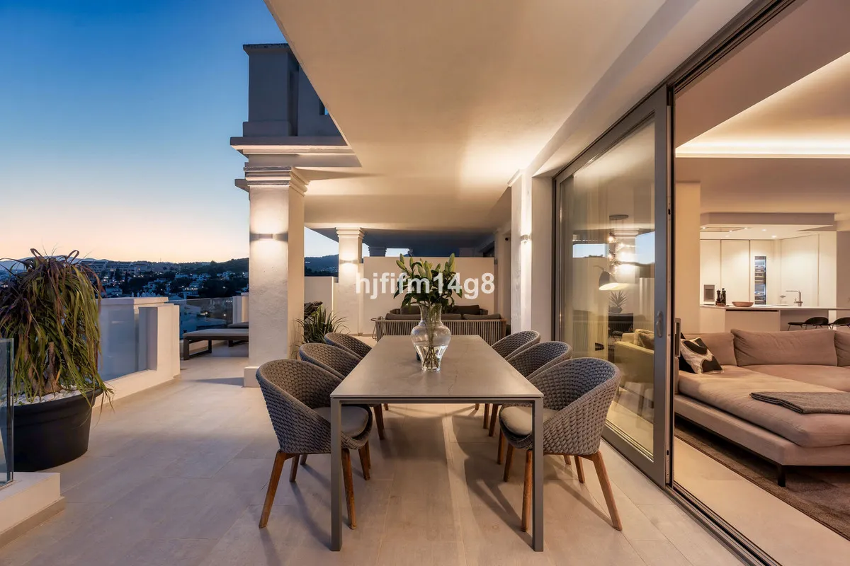 2b5ce134-e36d-459f-ad9c-14f4968b835f