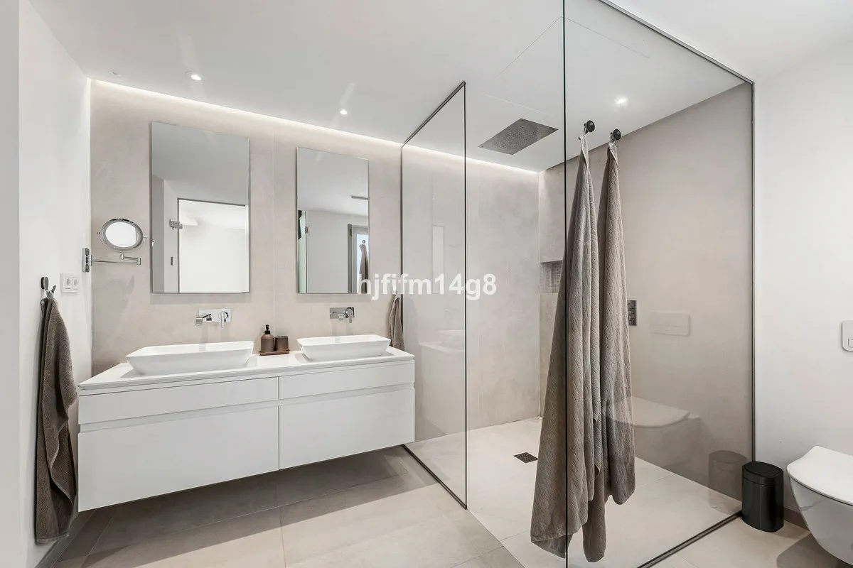 adb7dd6b-0193-4d4e-96ac-13463adbeeab