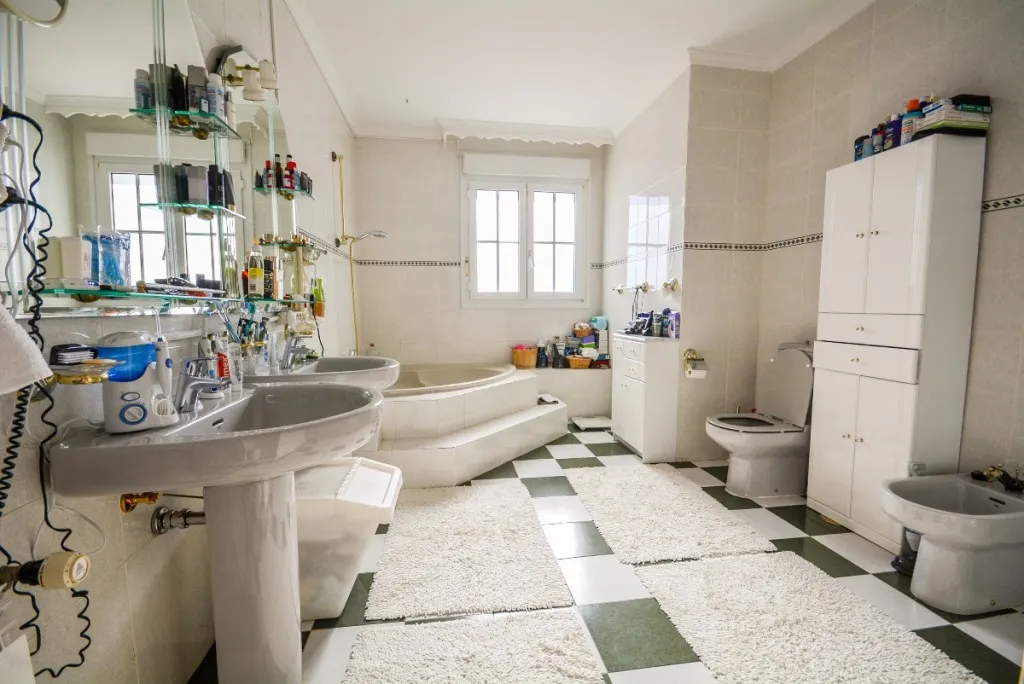 2a435441-8d11-49d1-b4ba-47091ae64f55