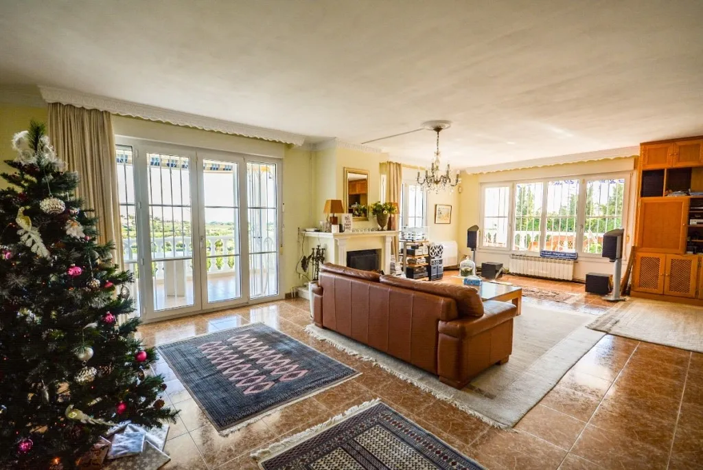 abe2503b-cf5b-4146-aaf3-f3b9faa1481a