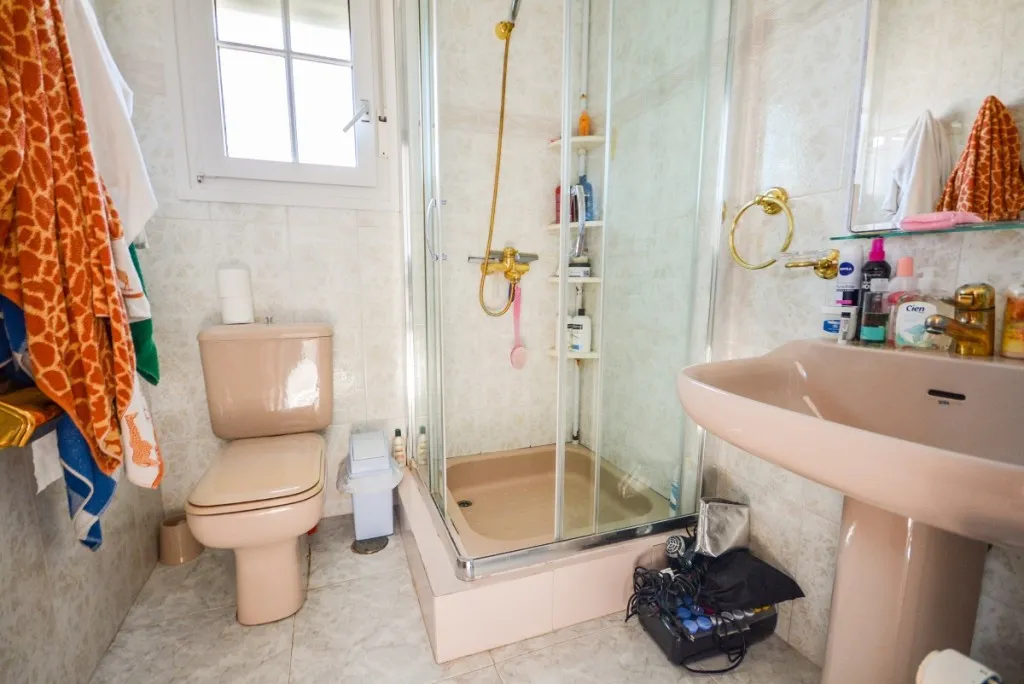 d65c183d-8627-4b00-b1f0-b1127b760548