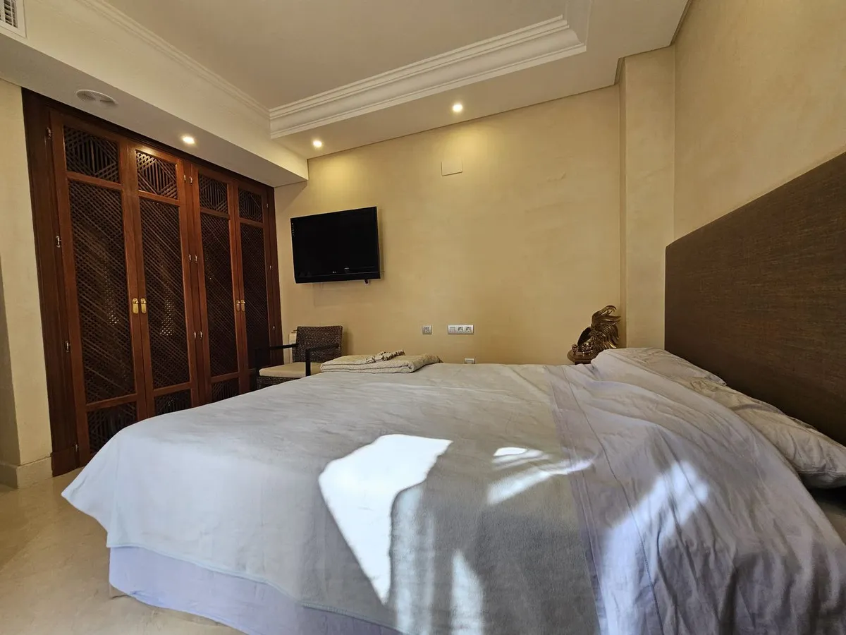 13d13849-11a9-4136-853f-4d3e7fec242d