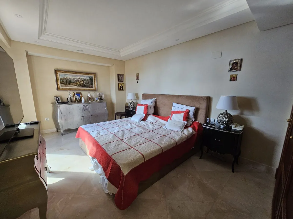 6954d447-85e3-4b1f-bffa-a2723f3d39c0