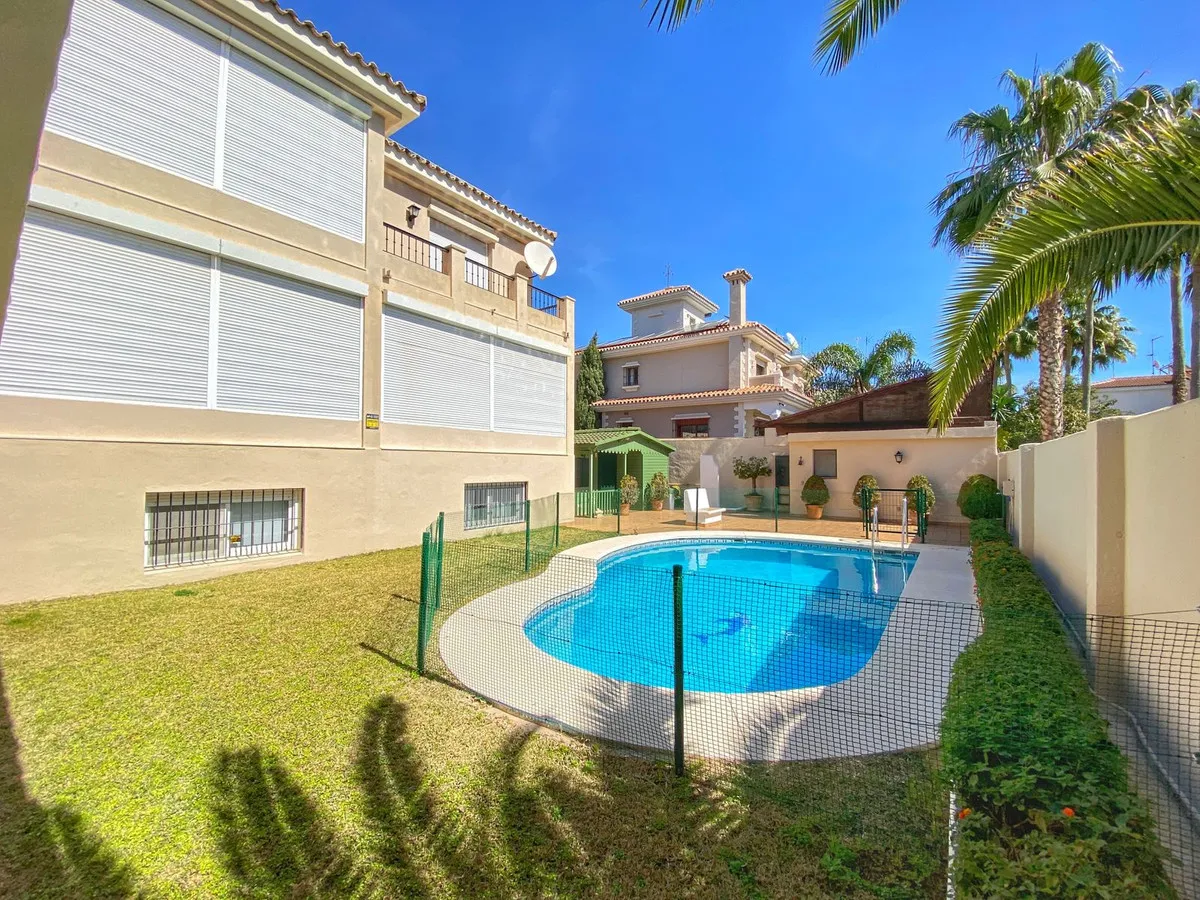 a18a7400-0a2f-4846-af52-a881cb20caf8