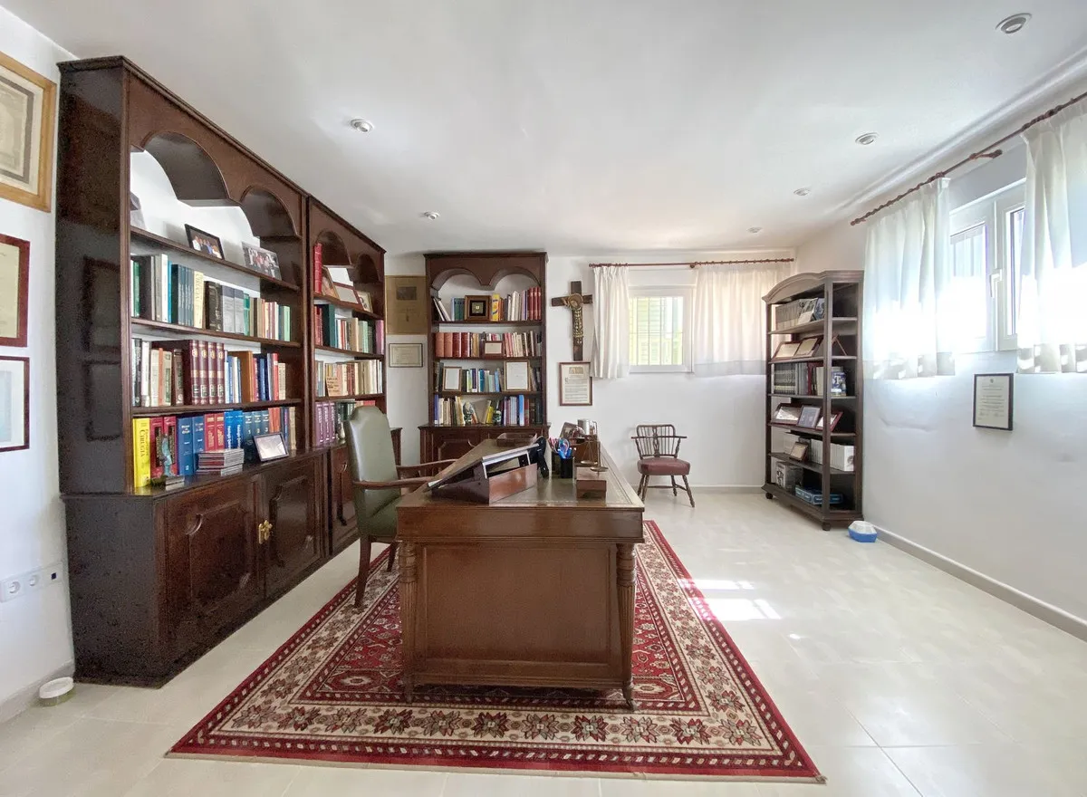 a394bbfa-ab04-455a-99d2-465646d16ea9